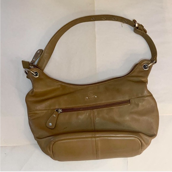 Stone Mountain embossed tan purse. Designer pink lining. - Picture 3 of 6